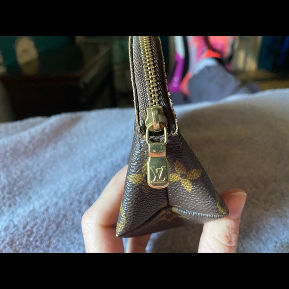 LV PM Cosmetic case - Picture 5 of 7